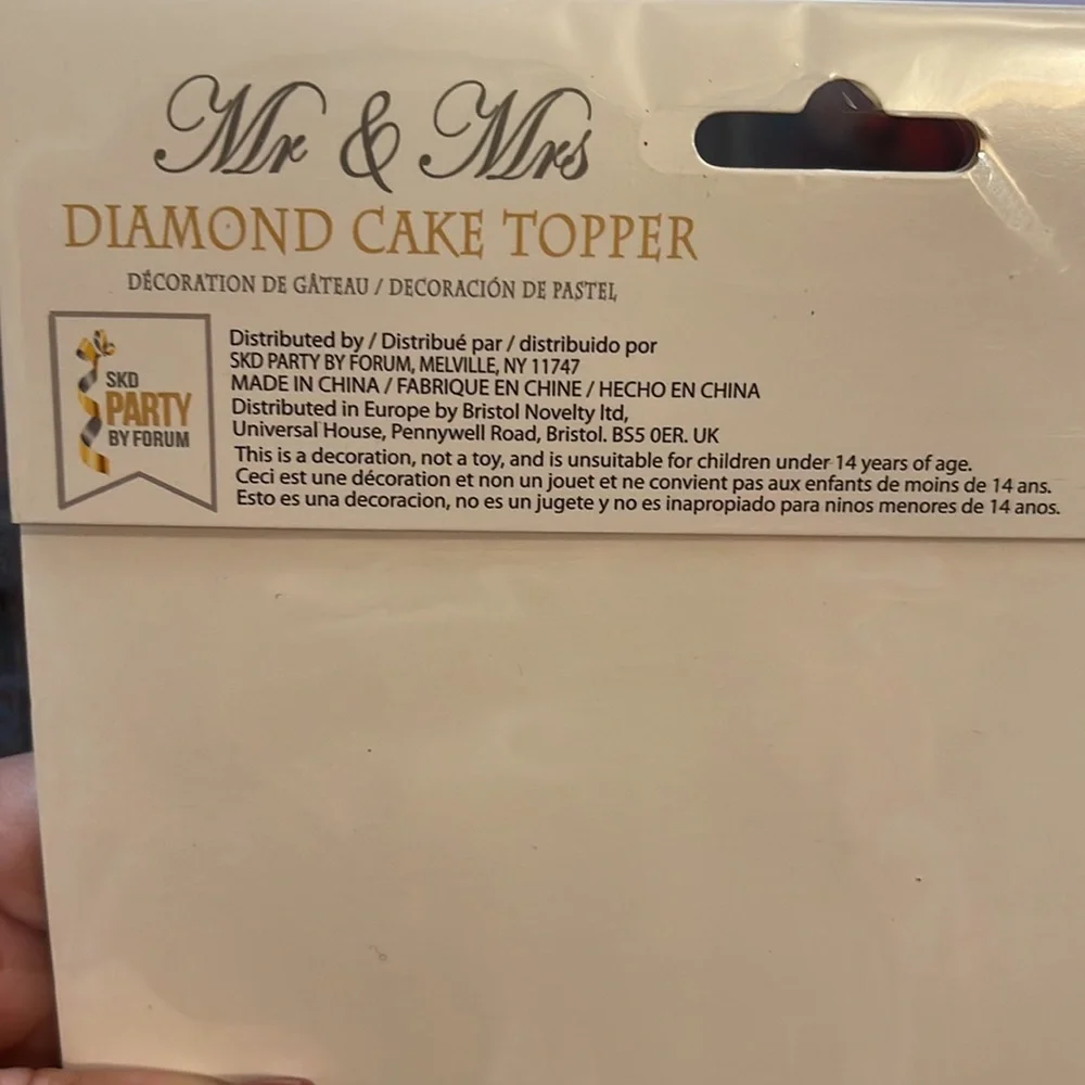 Diamond Glitter Mr & Mrs Cake Topper, Gold, 6-1/2-Inch (Gold)